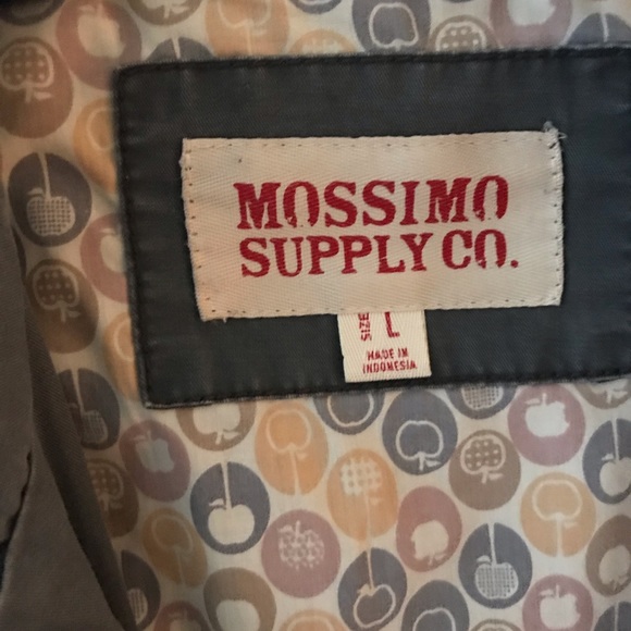 Outdoor Jacket - Picture 3 of 5